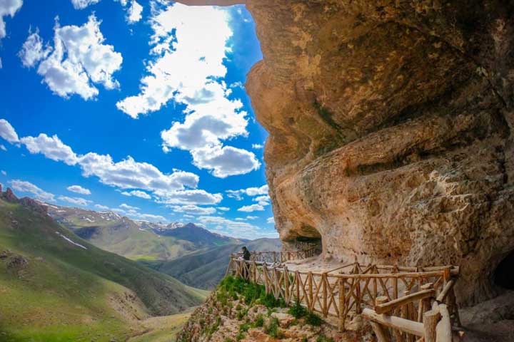 غار کرفتو کردستان